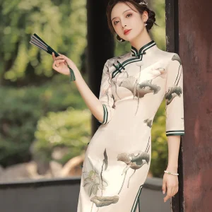 Robe Chinoise  Petites Feuilles