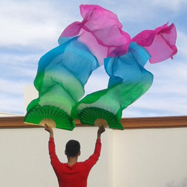 Éventails Chinois de Danse Verts Bleus et Roses